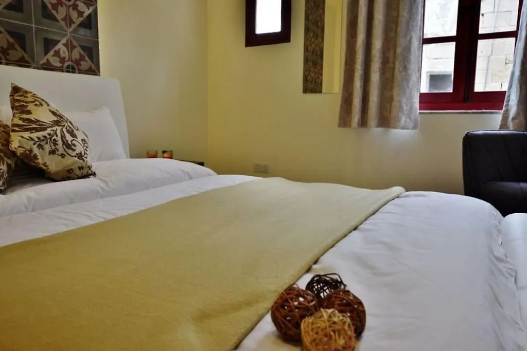 Vallettastay - Lucky Star Two Bedroom Apartment 403 0*, La Valette